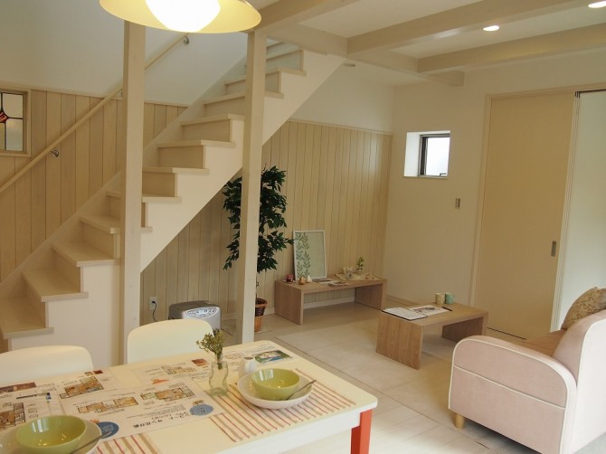 北欧インテリアの家05